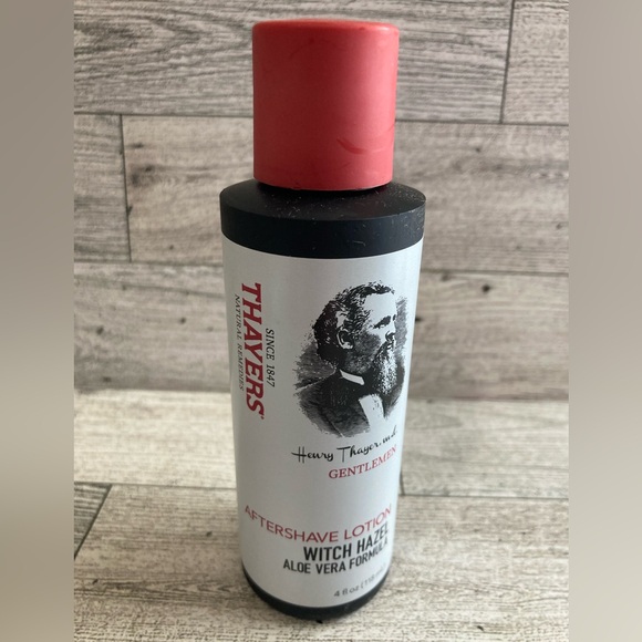 NEW THAYERS Gentlemen's Collection Aftershave Lotion Witch Hazel Aloe Vera 4oz - Picture 1 of 2